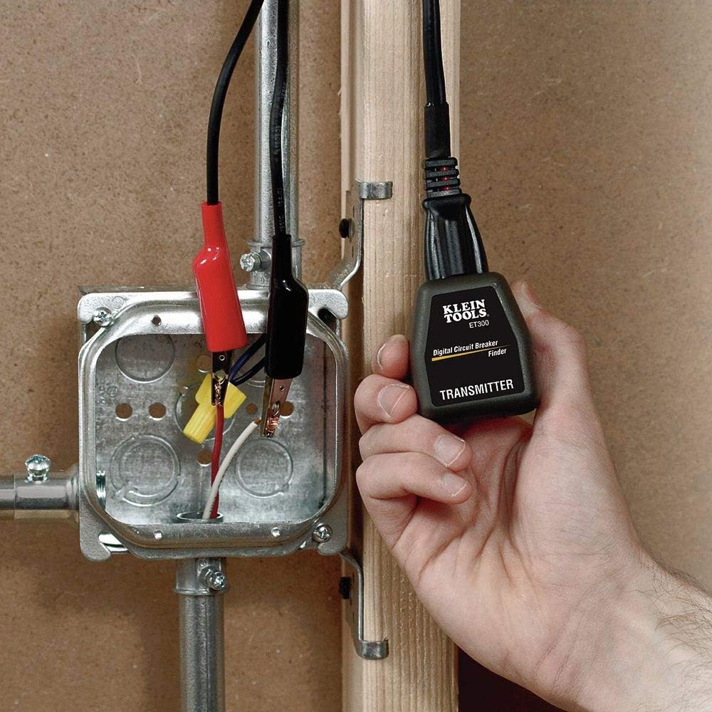 Klein Tools ET300 Circuit Breaker Finder, Finds Electrical Circuit Breaker of 120V Standard Electrical Outlet