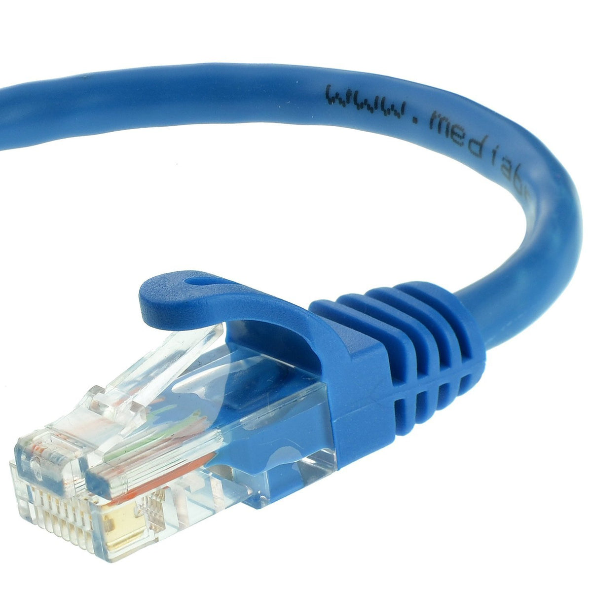 StarTech.com 3 ft. (0.9 m) Cat5e Ethernet Cable - Power Over Ethernet - Snagless - Blue - Ethernet Network Cable (RJ45PATCH3)