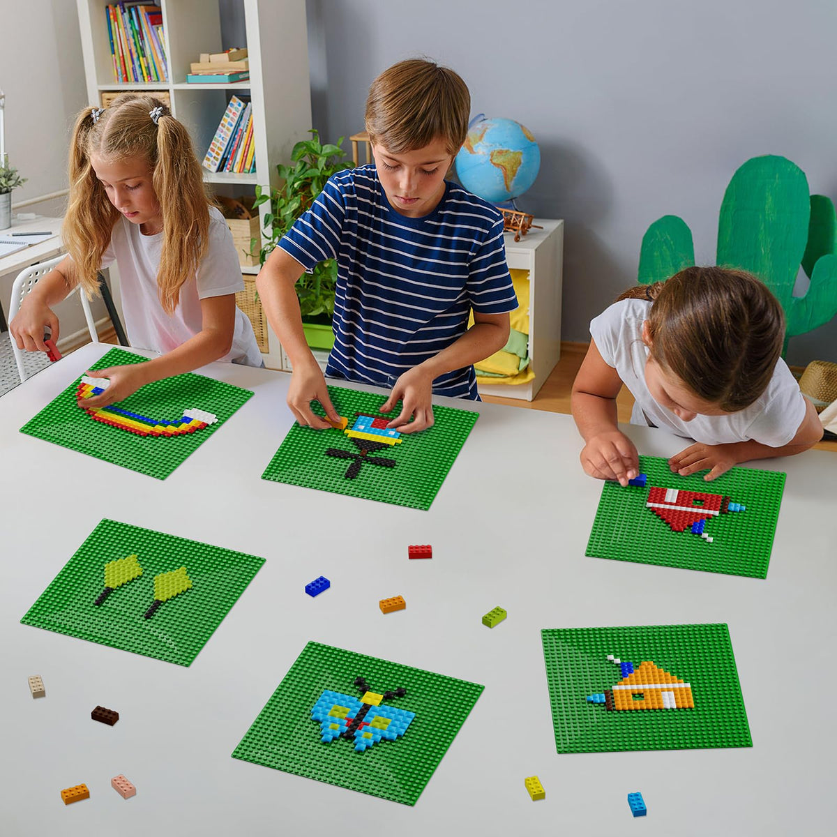 Pokiiulk Classic Gray Baseplates, 32x32 Studs Square Base Plates for Play or Display Bricks Creations, Compatible with Classic Legos, 10" x 10", Pack of 2, Perfect for City Streets, Castle, Mountains